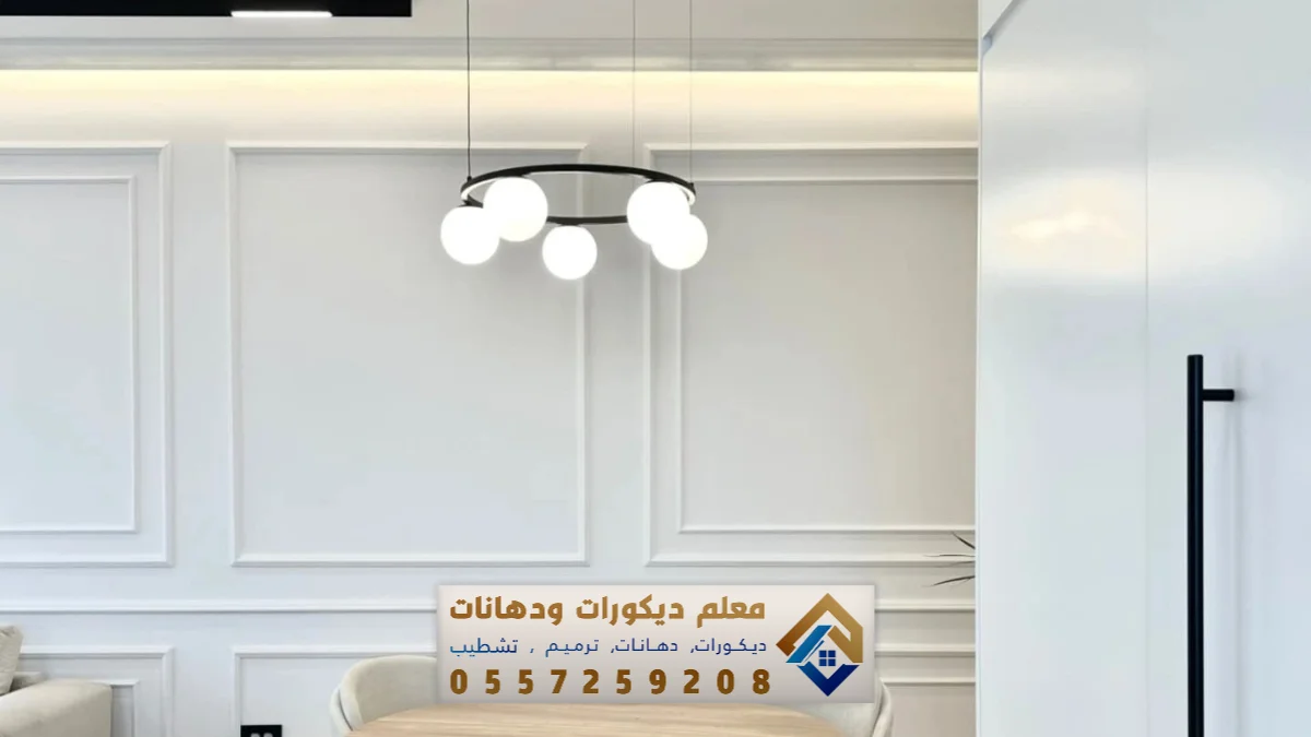 فني تركيب براويز فوم في الدمام